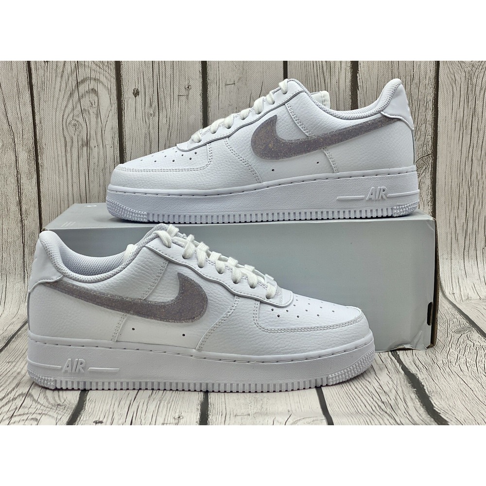 Nike Womens Air Force 1 Low Glitter Swoosh Canyon Purple Size 8.5 DH4407 102